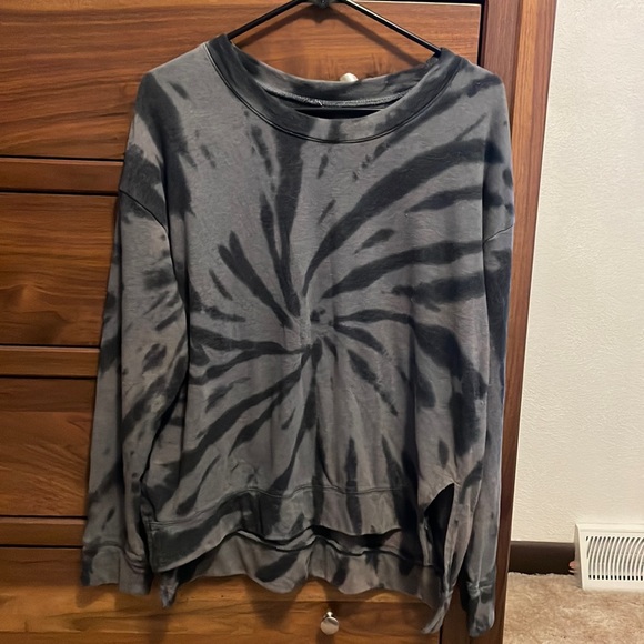 SHEIN Tops - SHEIN SUPER soft and Comfy Pullover Crewneck Sweatshirt